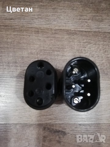 конектор , снимка 2 - Резервни части за машини - 34184652