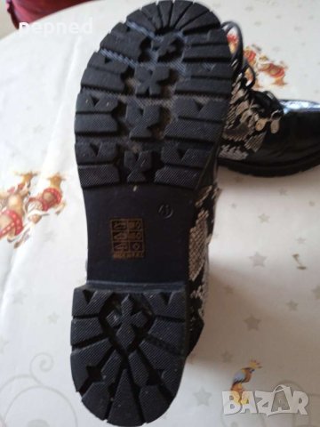 Дамски боти №41 НОВА ЦЕНА 35 лв, снимка 3 - Дамски боти - 44304042