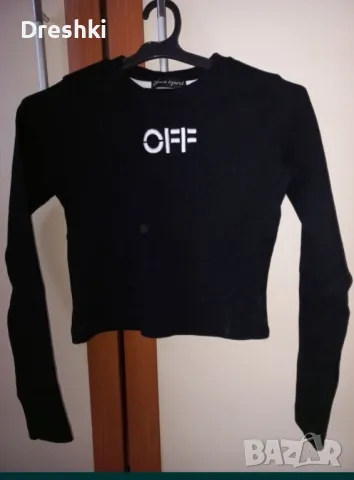 Черна блуза къса