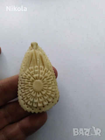 Красив медальон от слонова кост, снимка 4 - Антикварни и старинни предмети - 51856217