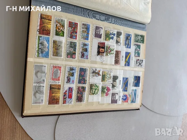 Класйор с марки 900 бр