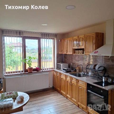 Продавам масивна двуетажна къща, снимка 3 - Къщи - 50554087