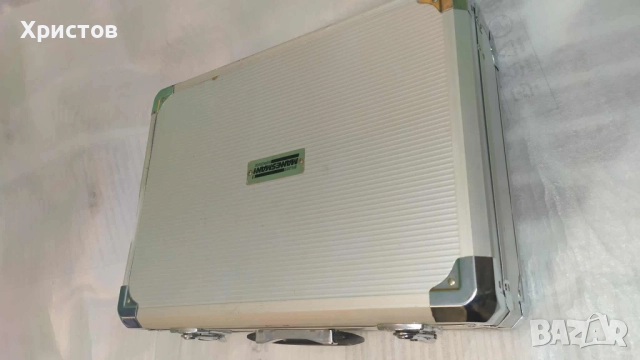 НОВ Метален куфар Mannesmann с НЕПОЛЗВАНИ инструменти,108 части от чужбина