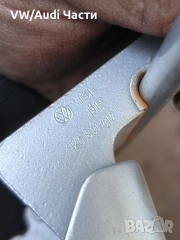 Панта панти за предна дясна врата за Голф 5 Пасат Джета VW Golf 5 Audi A3 8P Passat Touran 1K0831412, снимка 2 - Части - 53839831