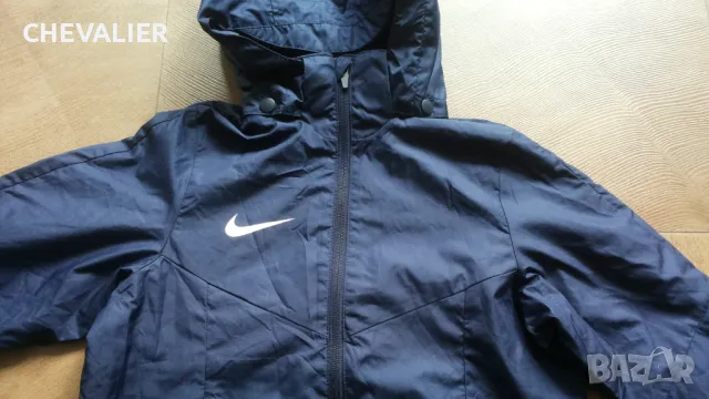 NIKE SHIELD Kids Jacket Размер 10-11 г / 137-147 см детско яке 35-64, снимка 4 - Детски якета и елеци - 48091050