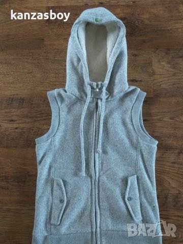 hugo boss green - страхотен дамски елек С, снимка 5 - Елеци - 44184306