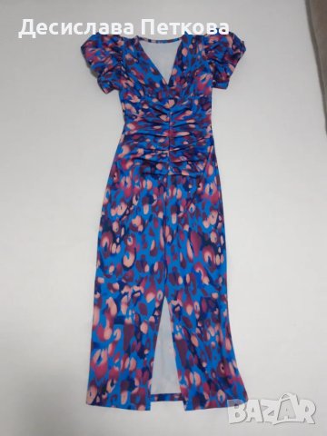 Красива дълга рокля