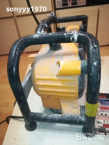 СТРОИТЕЛНО РАДИО DEWALT-220В 2209251133, снимка 16 - Радиокасетофони, транзистори - 51793030