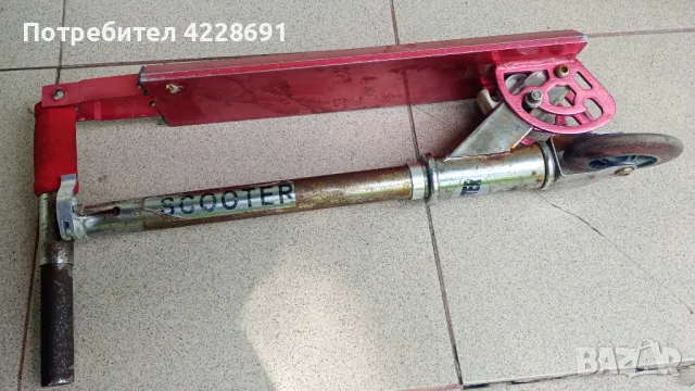 Алуминиева тротинетка без задно колело, снимка 2 - Скейтборд, ховърборд, уейвборд - 50111378