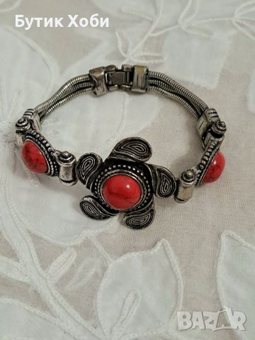 Винтидж гривна а корали, снимка 2 - Антикварни и старинни предмети - 40921481