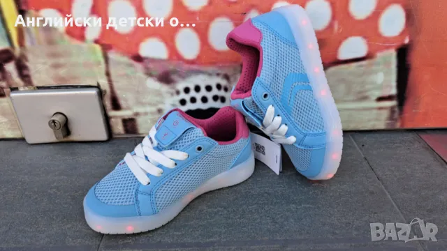 Английски детски кецове светещи с USB-GEOX, снимка 10 - Детски маратонки - 49926732