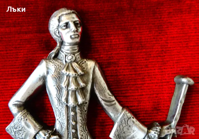 Френска картина,пано от калай с фигура Принц от Bachet. , снимка 5 - Пана - 48417818