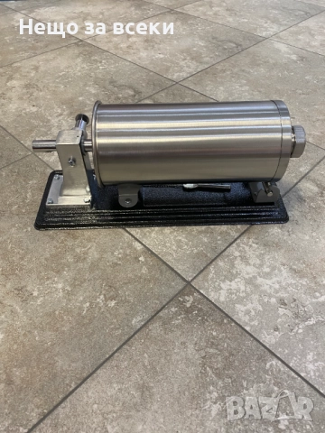 Пълначка за месо хоризонтална 4л с метална стойка, снимка 2 - Месомелачки - 51940573