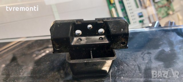 телевизор BLAUPUNKT модел B32K141TCFHD оригинална стойка, снимка 2 - Стойки, 3D очила, аксесоари - 41518201