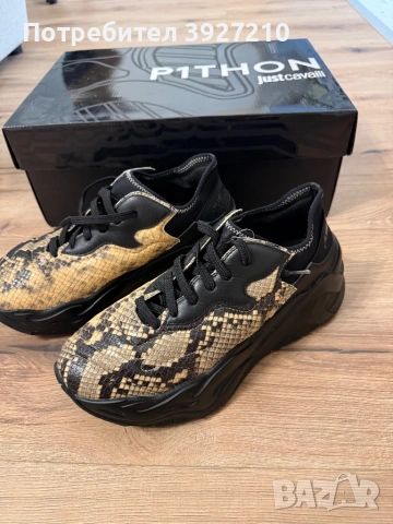 Оригинални обувки Just Cavalli P1THON – нови