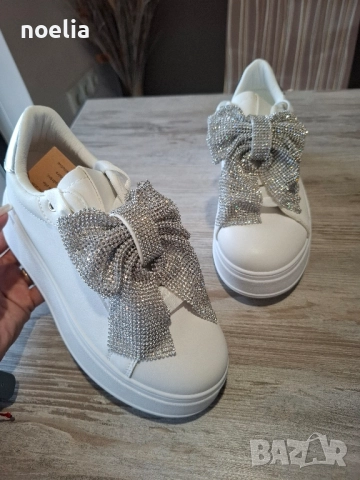 нови дамски кецове 