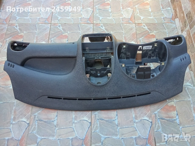 Арматурно табло Пежо 206