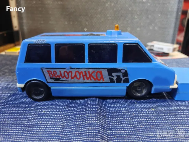 Стара детска играчка с батерии , снимка 2 - Антикварни и старинни предмети - 49275704