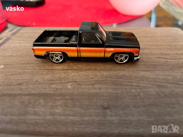 Hotwheels Silverado, снимка 3 - Колекции - 41654044