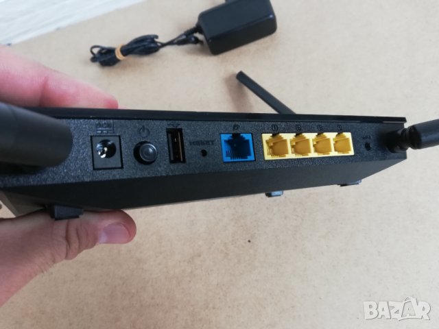 Asus RT-AC1200G+ dual band gigabit router, снимка 6 - Мрежови адаптери - 41147463