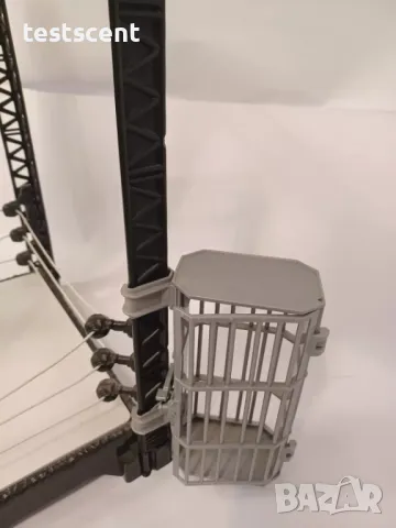 Ринг за играчки WWE Tough Talkers Wrestling Ring Playset with Cage and Ropes кеч wrestling, снимка 5 - Колекции - 48447598
