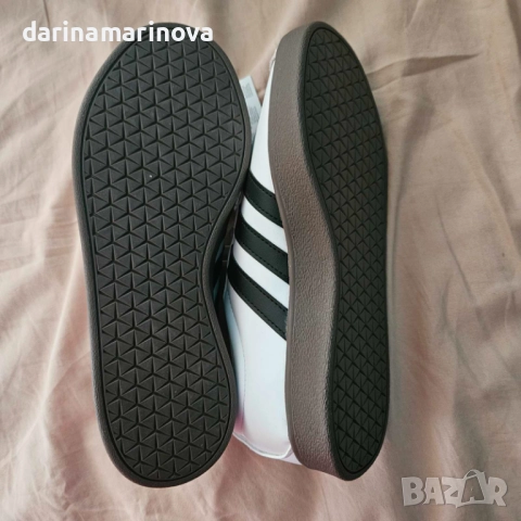 Нови размер 38 бяло-черни женски маратонки Adidas нови маратонки Адидас , снимка 18 - Маратонки - 51964330