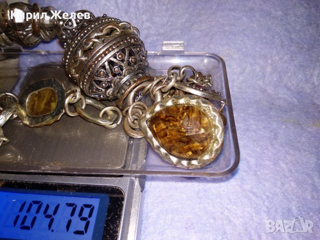 ОРНАМЕНТИРАНО ПОСРЕБРЕНО МЕДНО ЕТНОГРАФСКО УКРАШЕНИЕ с ТОПЕН КЕХЛИБАР и РАЗНОЦВЕТНО КРИСТАЛЧЕ 34658, снимка 17 - Антикварни и старинни предмети - 39190377