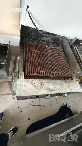 професионална газова скара (чаргил) с марка Bonnet , снимка 2 - Обзавеждане на кухня - 56317285
