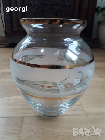 Стъклена ваза със златен кант , снимка 4 - Декорация за дома - 34434842