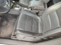 Volkswagen Touran 1.6 TDI 105 DSG/Кожен салон/Автопилот/Мултиволан/Печка, снимка 12