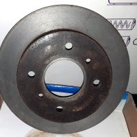 Спирачни дискове за Nissan Almera N16, снимка 2 - Части - 44280671