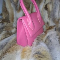 Розова чанта , снимка 10 - Чанти - 38926338