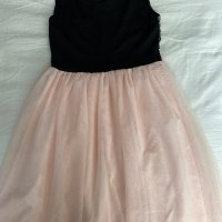 Детска рокля Н&М 10-12 год, снимка 3 - Детски рокли и поли - 33950438