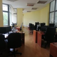 Офис под наем идеален център Варна, снимка 8 - Офиси - 41856668