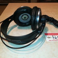 AKG K271 STUDIO-MADE IN AUSTRIA 0710211830, снимка 1 - Слушалки и портативни колонки - 34385300