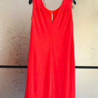 Продавам елегантна червена рокля на Дика 36 номер , снимка 10 - Рокли - 36477194
