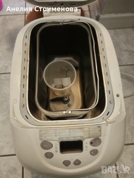Хлебопекарна Moulinex с 2 бъркалки, снимка 1