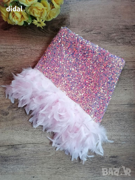 Изумителна пола с пайети и пера , снимка 1