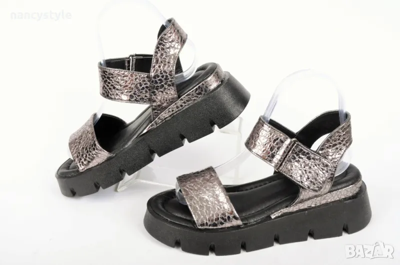 СЕЗОН'25! Дамски сандали ниска платформа - Кроко лак, снимка 1