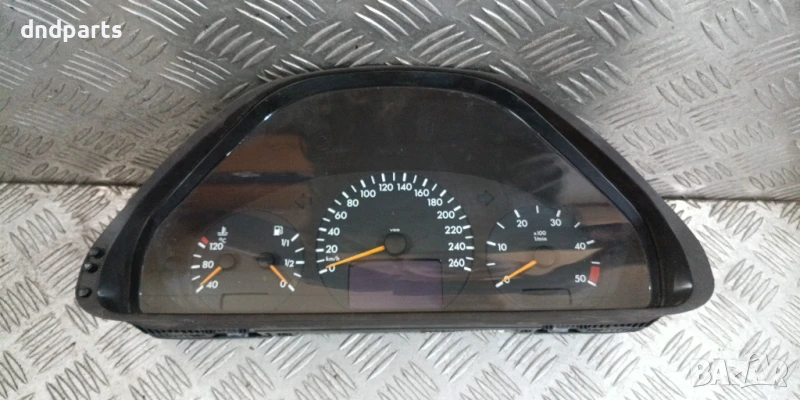 Километраж Mercedes E-Class W210 2001г.	, снимка 1