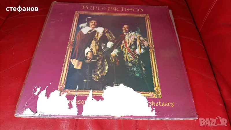 Дългосвиреща грамофонна плоча PUPI&PACHECO  „the two musketeers”, Франция, снимка 1