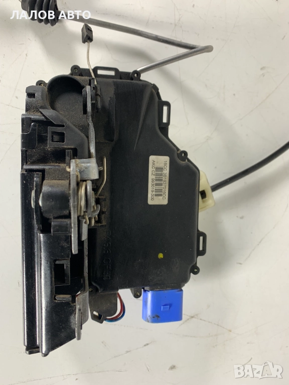 Предна дясна брава Фолксваген Поло Сеат Ибиза Predna Dqsna brava Vw Polo IV Seat Ibiza III 993019300, снимка 1