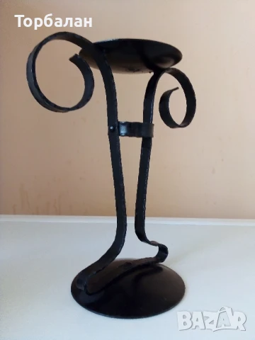 Свещник от ковано желязо от соц-а, снимка 8 - Декорация за дома - 51147714