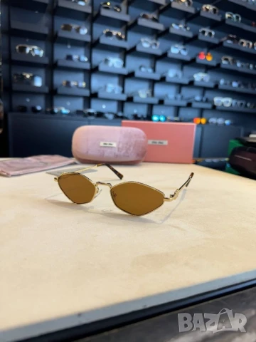 очила miu miu chanel , снимка 9 - Слънчеви и диоптрични очила - 50675618