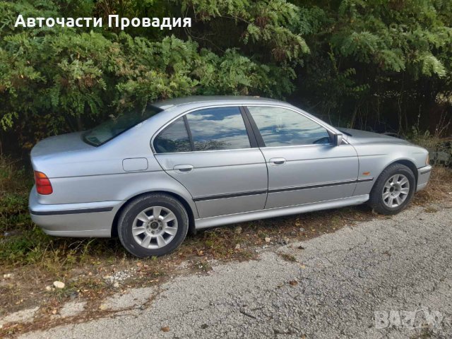 БМВ 523 i, 2500 куб.см, 98 г на части, снимка 2 - Автомобили и джипове - 34317628