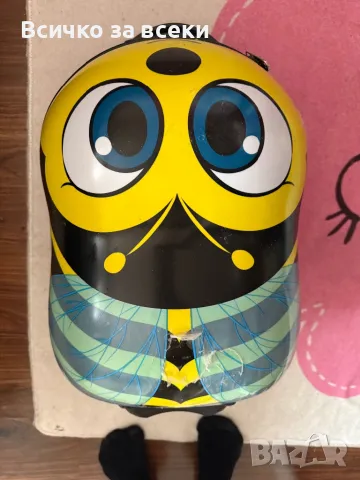 Детски куфар Wittchen пчела, снимка 3 - Други - 49893927