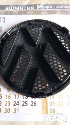 Предна емблема за фолксваген Т5,Т6,крафтер и др.С размери 16.5-17см перфектна, снимка 6 - Аксесоари и консумативи - 30946234