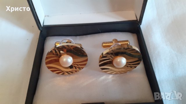 ръкавели копчелъци позлатени Монарх в кутия, истински, аксесоар за мъжка риза, ретро, снимка 2 - Други - 42005940