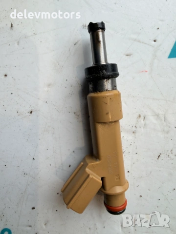 23250-01030 инжектирана дюза от Toyota Corolla 1.6i Valvematic Comfort, 132ph., engine 1ZRV, 6 sp., , снимка 2 - Части - 53477818