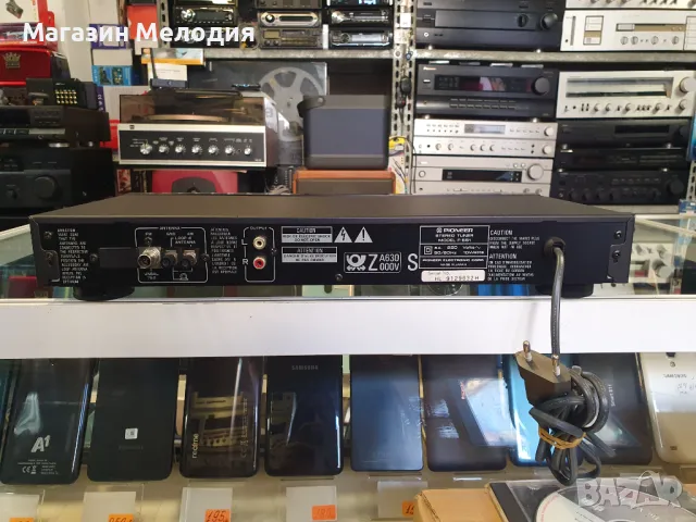Тунер Pioneer F-551  В отлично техническо и визуално състояние., снимка 8 - Декове - 48566819